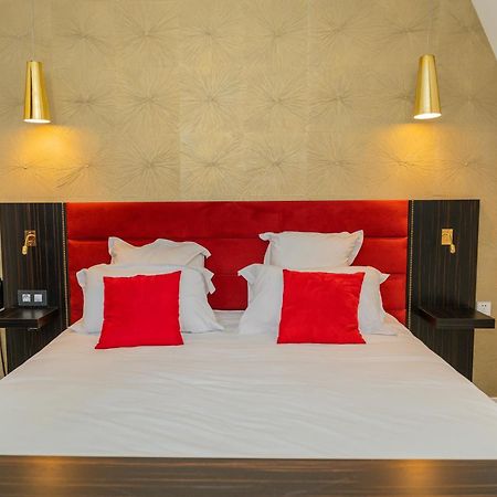 Les 3 Lieux Hotel Les Ponts-de-Cé Екстериор снимка