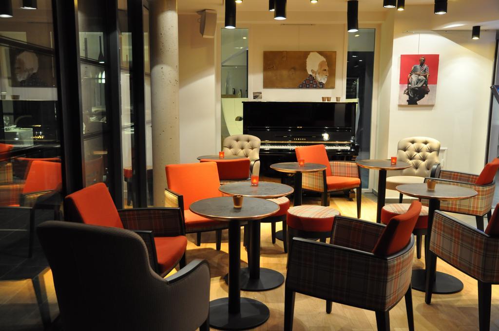 Les 3 Lieux Hotel Les Ponts-de-Cé Екстериор снимка